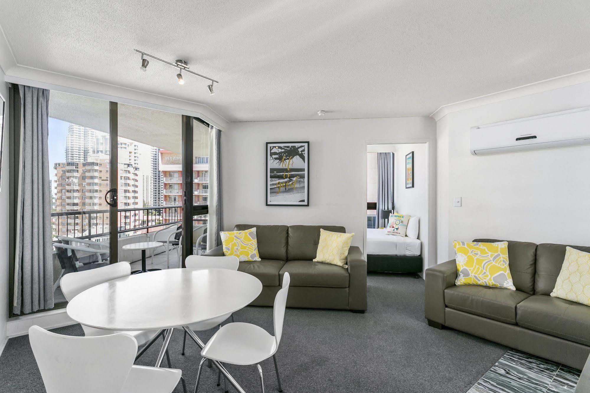 Breakfree Cosmopolitan Aparthotel Гоулд Коуст Екстериор снимка